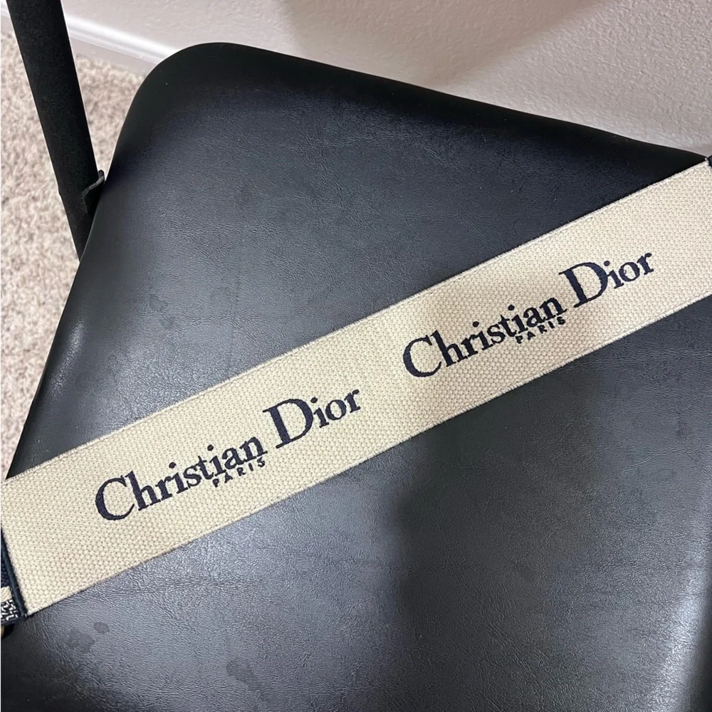 CHRISTIAN DIOR BELT SIZE 75 - Picture 5 of 7
